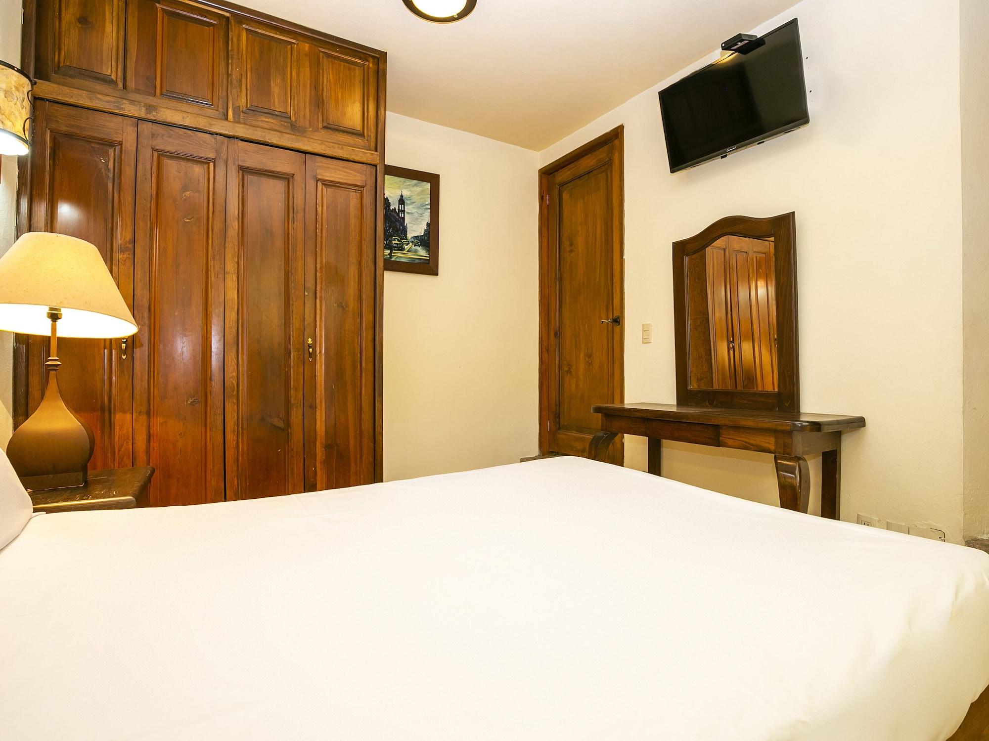Hotel Casa Del Virrey & Suites モレリア エクステリア 写真