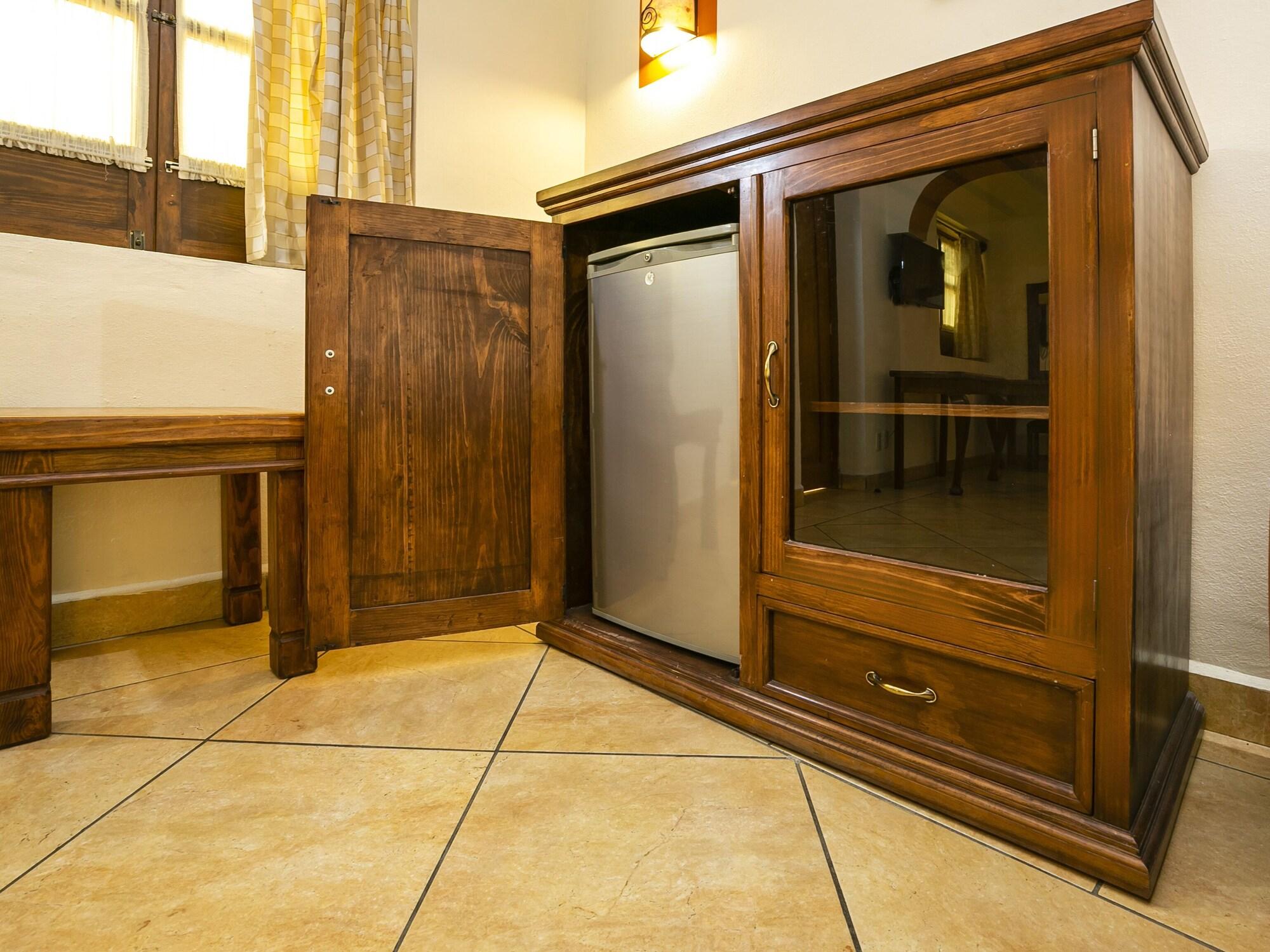 Hotel Casa Del Virrey & Suites モレリア エクステリア 写真