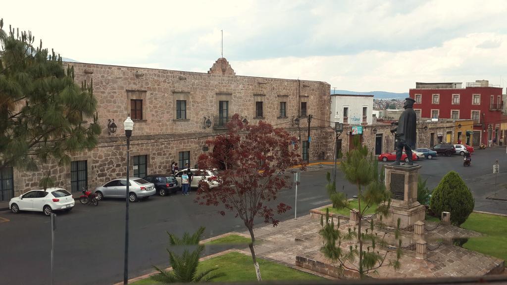 Hotel Casa Del Virrey & Suites モレリア エクステリア 写真
