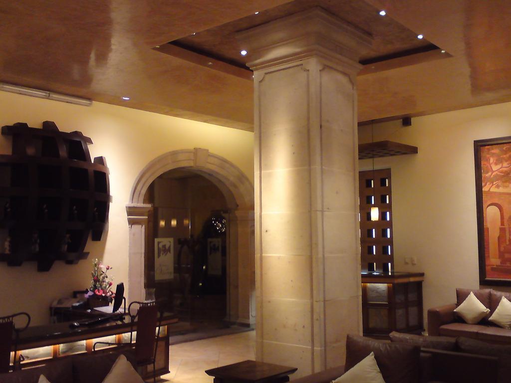 Hotel Casa Del Virrey & Suites モレリア エクステリア 写真