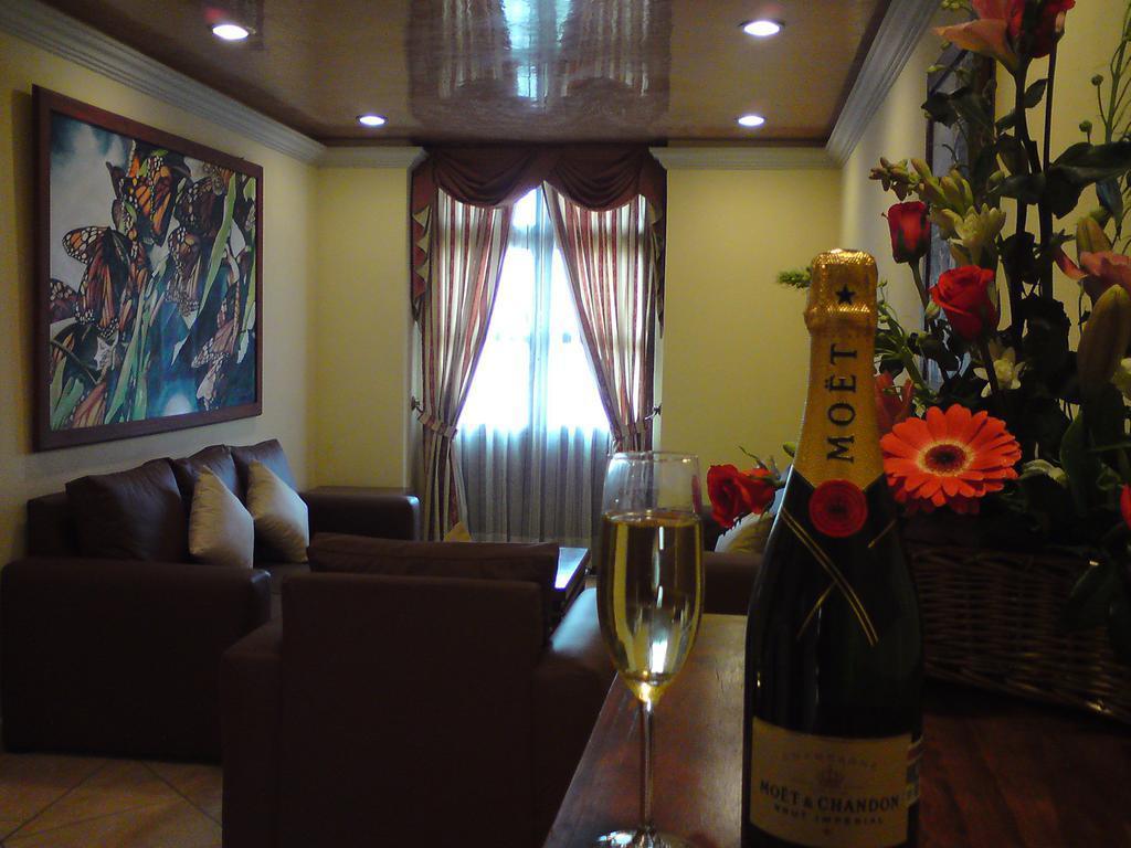 Hotel Casa Del Virrey & Suites モレリア エクステリア 写真